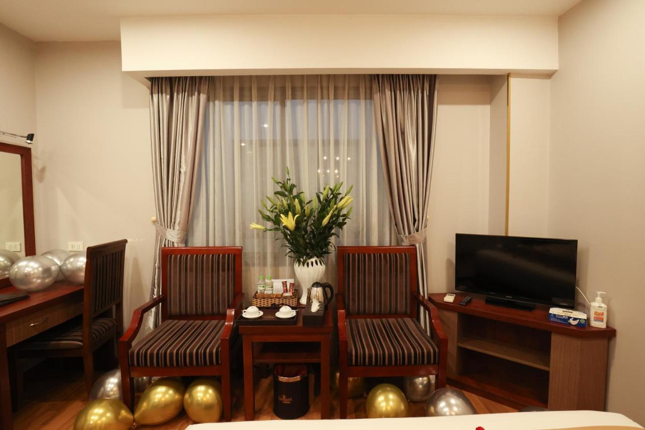 Gallant Hotel Hanoi Exteriör bild